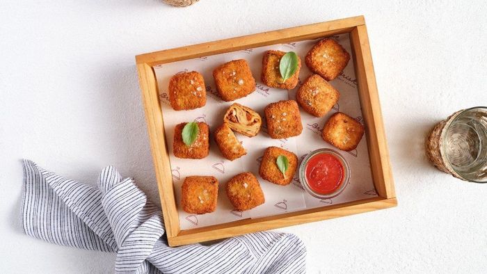Lasagne Bites with Napoli Sauce